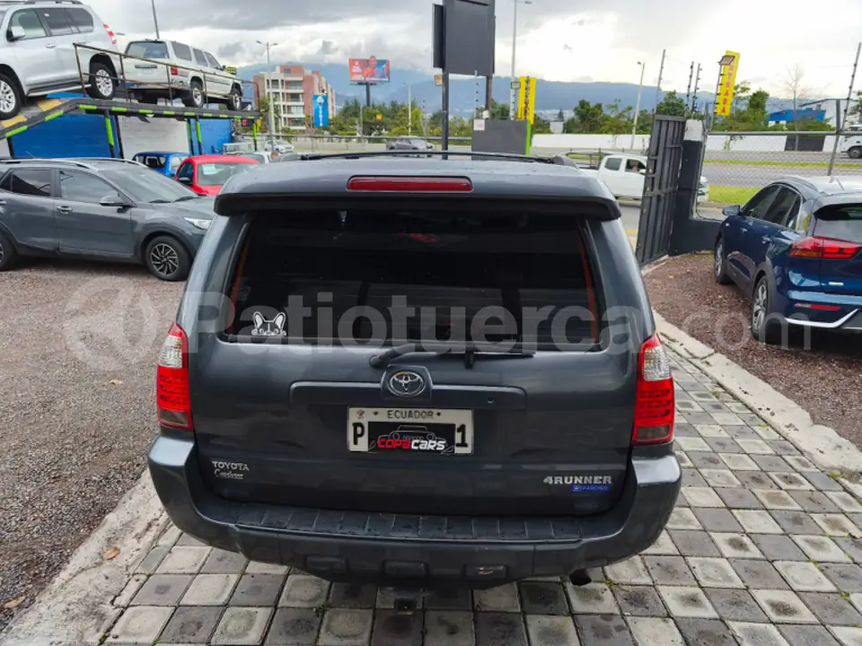 Foto 5 de Toyota 4Runner Limited