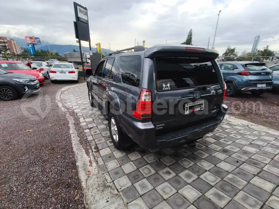 Foto 6 de Toyota 4Runner Limited