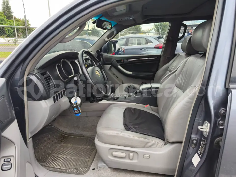 Foto 11 de Toyota 4Runner Limited
