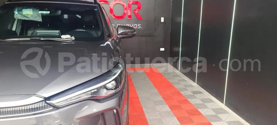 Foto 4 de Toyota COROLLA CROSS
