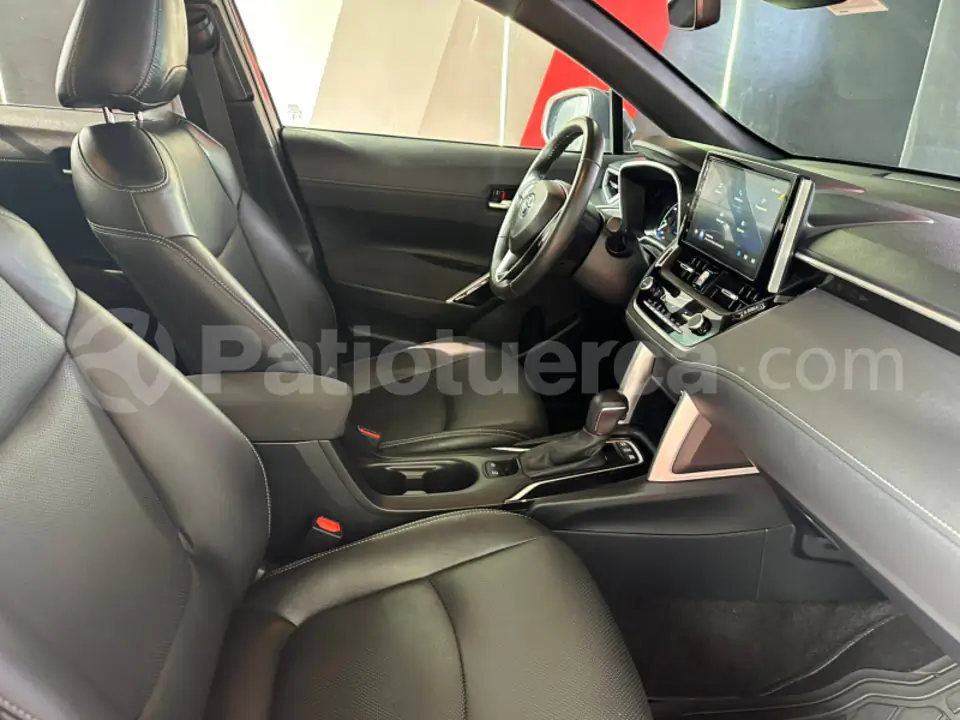 Foto 6 de Toyota COROLLA CROSS