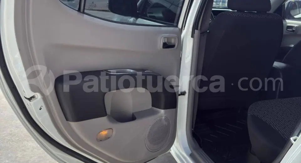 Foto 10 de Mitsubishi Sportero L200 Limited