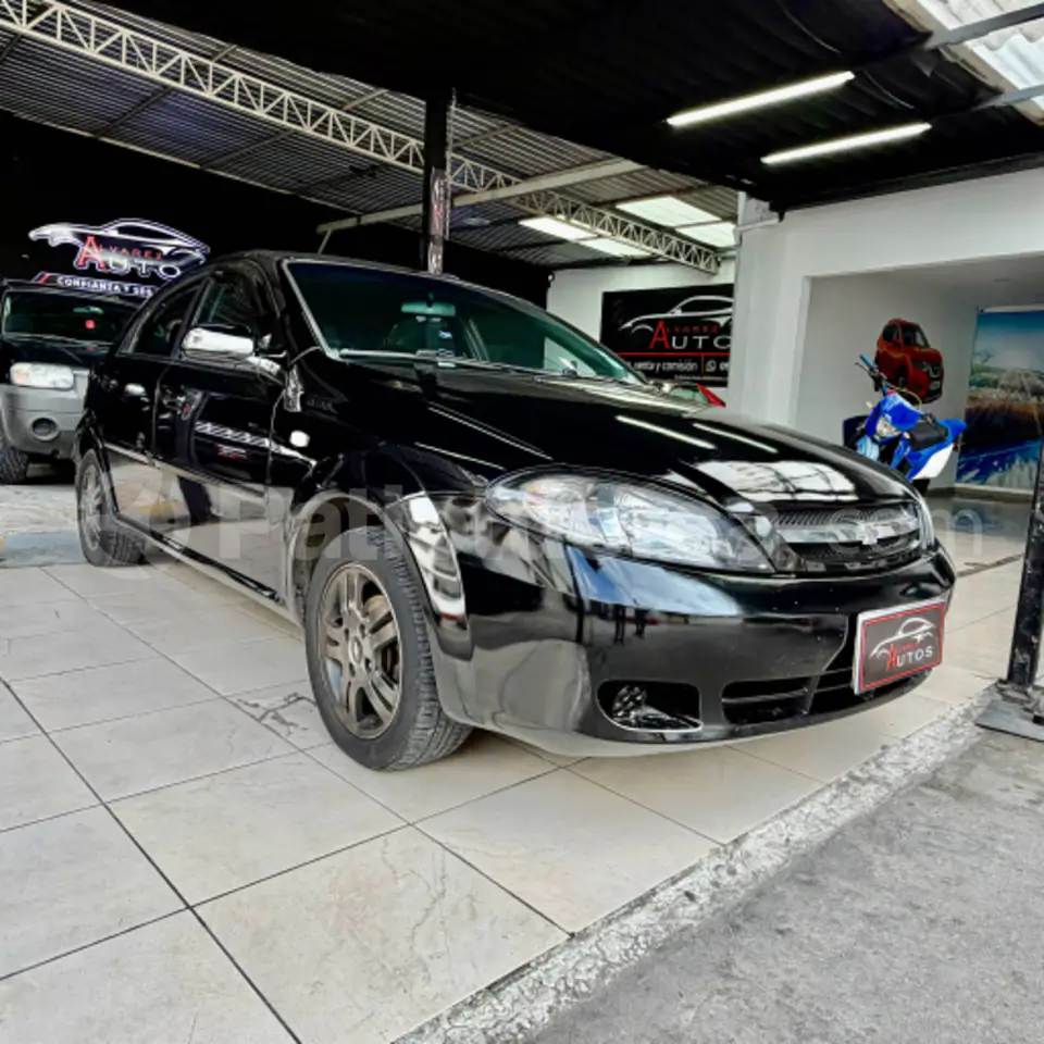 Foto 2 de Chevrolet Optra Hatchback