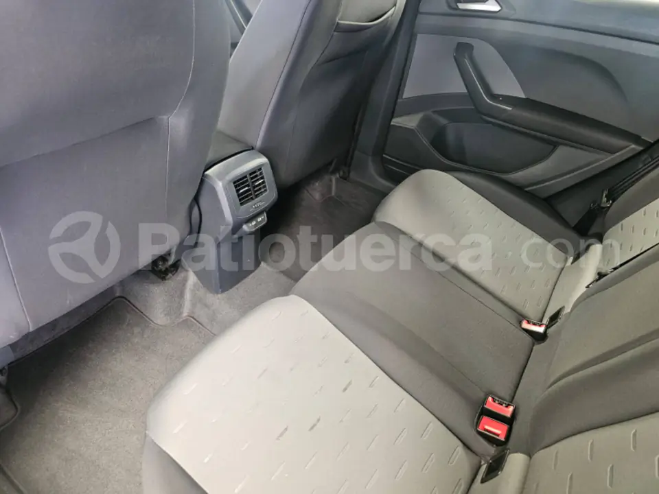 Foto 14 de Volkswagen T-CROSS CONFORTLINE