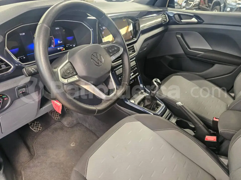 Foto 16 de Volkswagen T-CROSS CONFORTLINE