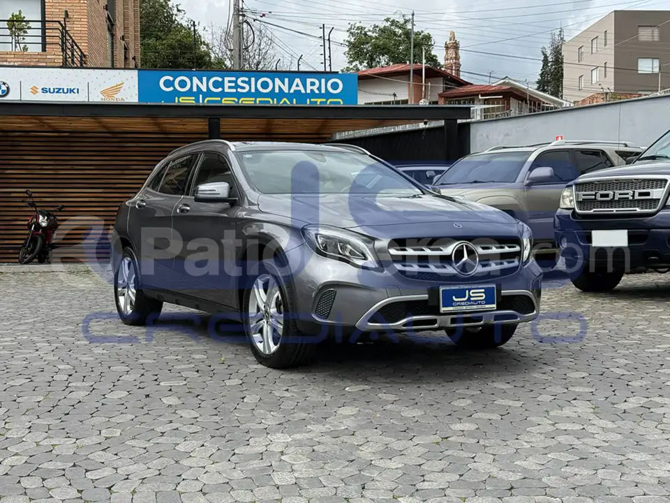 Foto 7 de Mercedes Benz GLA 180