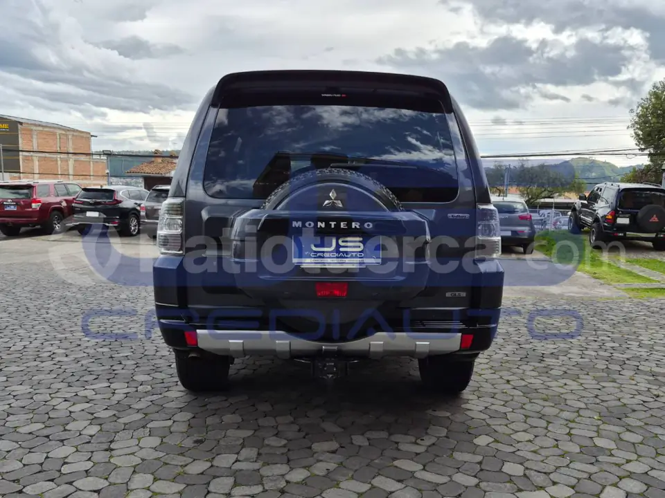 Foto 4 de Mitsubishi Montero 5P