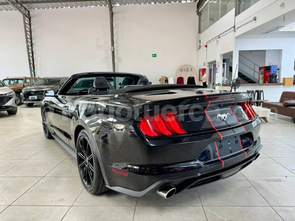 Foto 10 de Ford Mustang