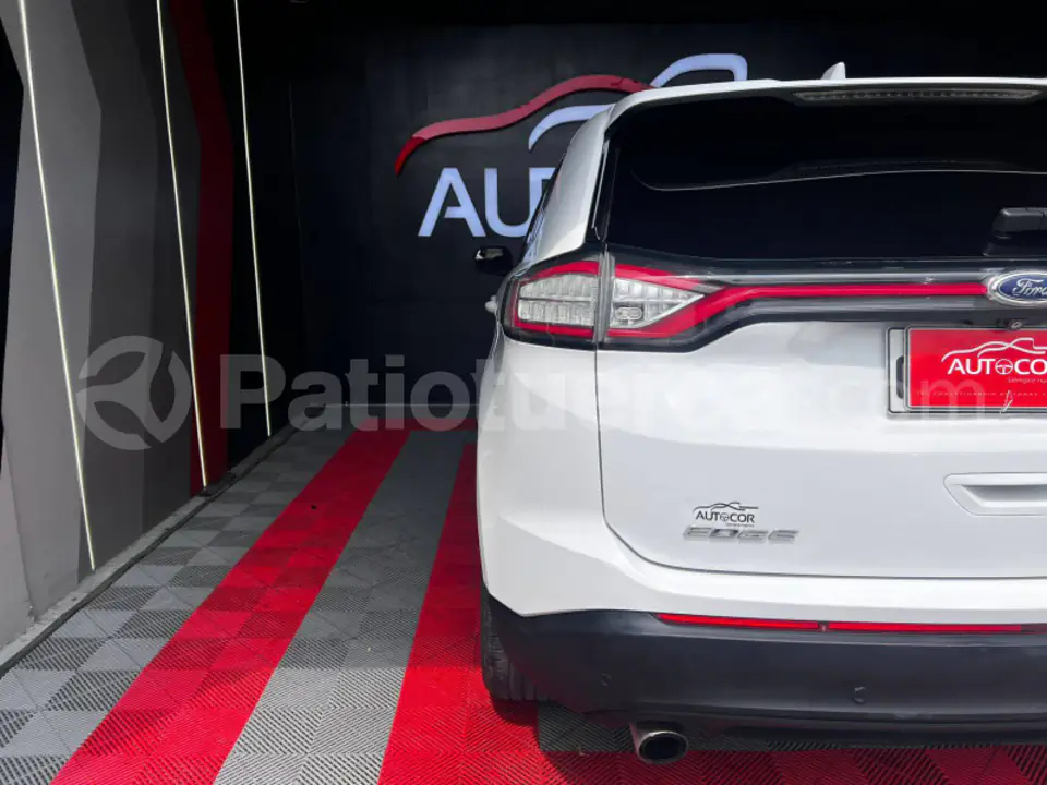 Foto 23 de Ford Edge Limited