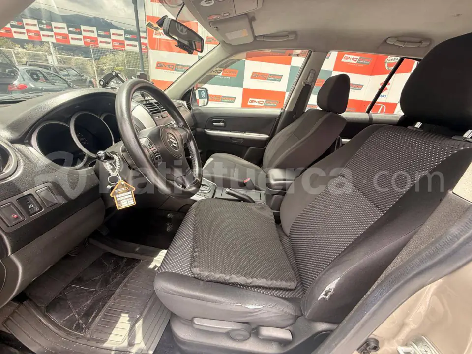 Foto 15 de Suzuki Grand Vitara SZ