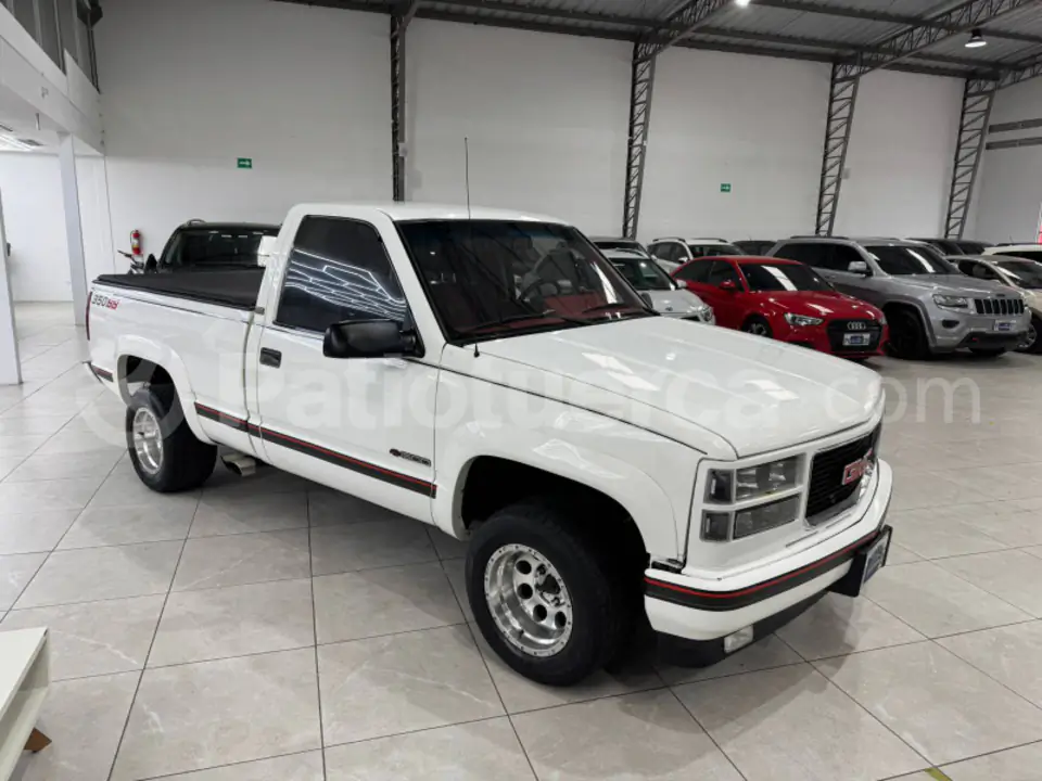 Foto 3 de Chevrolet Silverado 350 SS