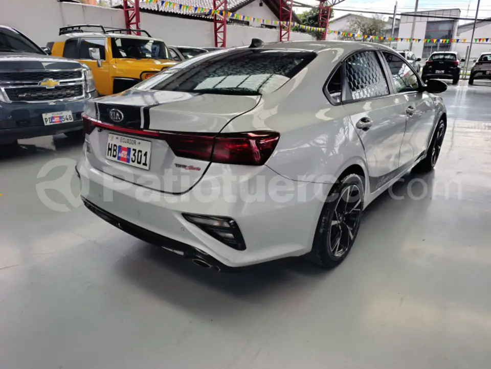 Foto 5 de Kia Cerato