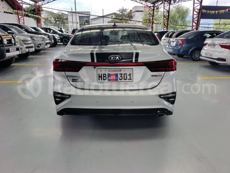 Foto 6 de Kia Cerato