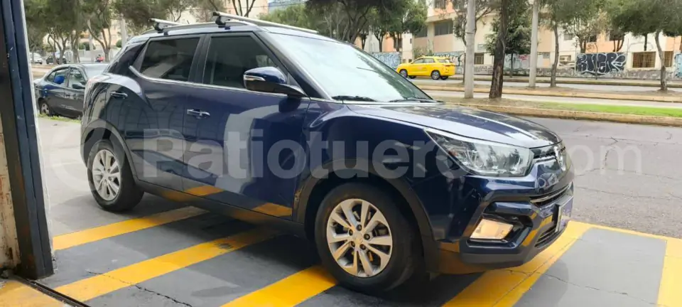 Foto 1 de Ssangyong Tivoli
