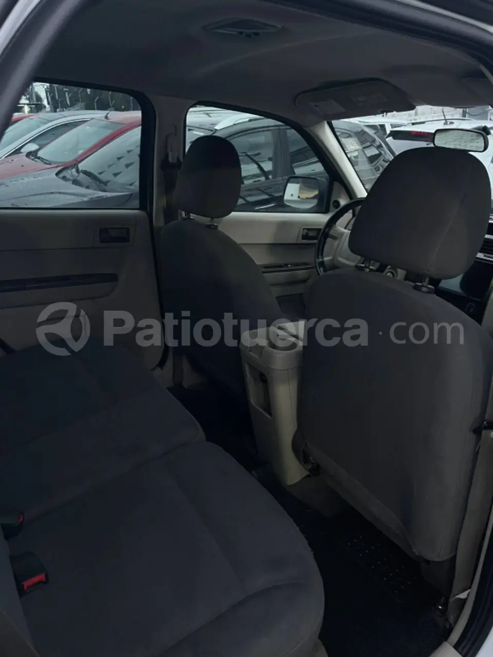 Foto 9 de Ford ESCAPE XLS