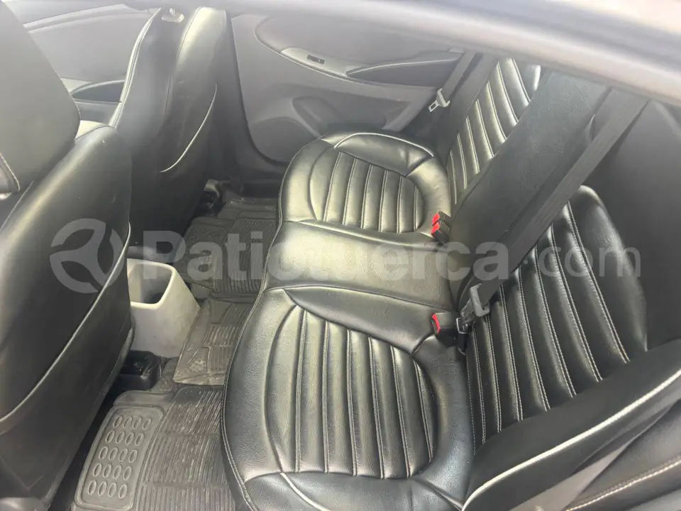 Foto 6 de Hyundai Accent