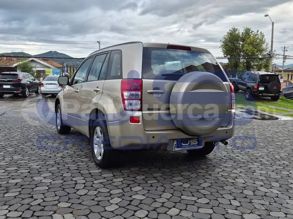 Foto 3 de Suzuki Grand Vitara SZ