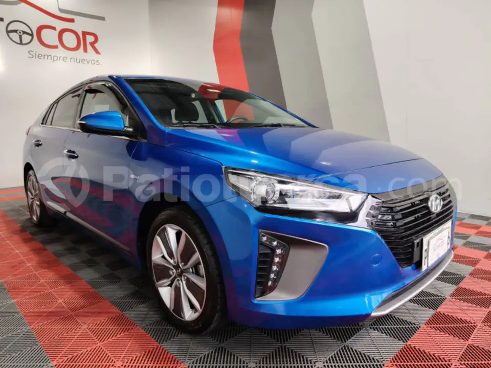 Foto 3 de Hyundai Ioniq Hybrid