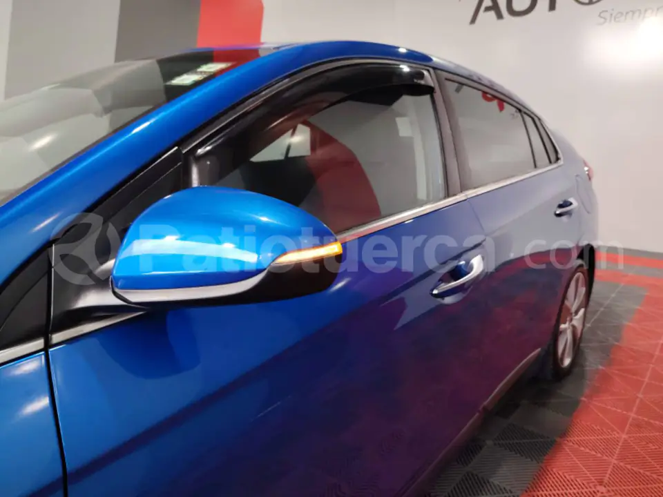Foto 4 de Hyundai Ioniq Hybrid