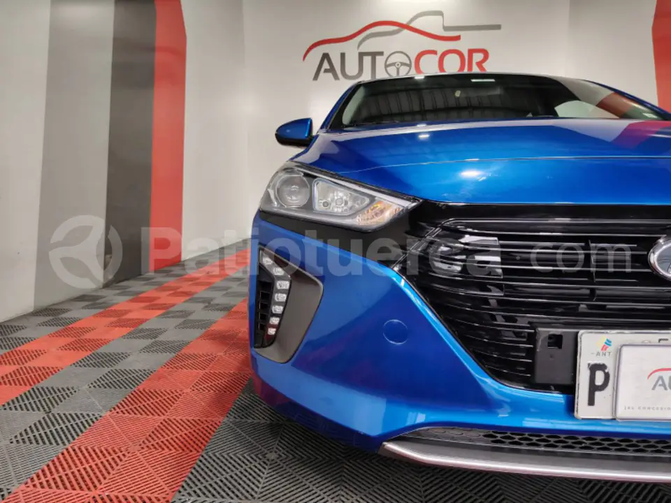Foto 5 de Hyundai Ioniq Hybrid