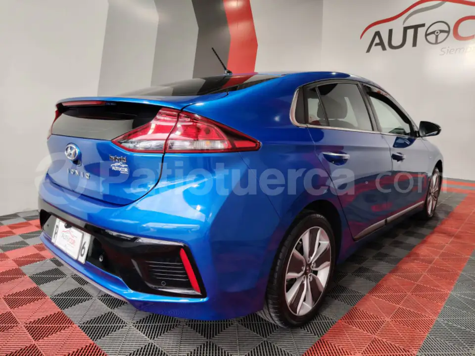 Foto 30 de Hyundai Ioniq Hybrid