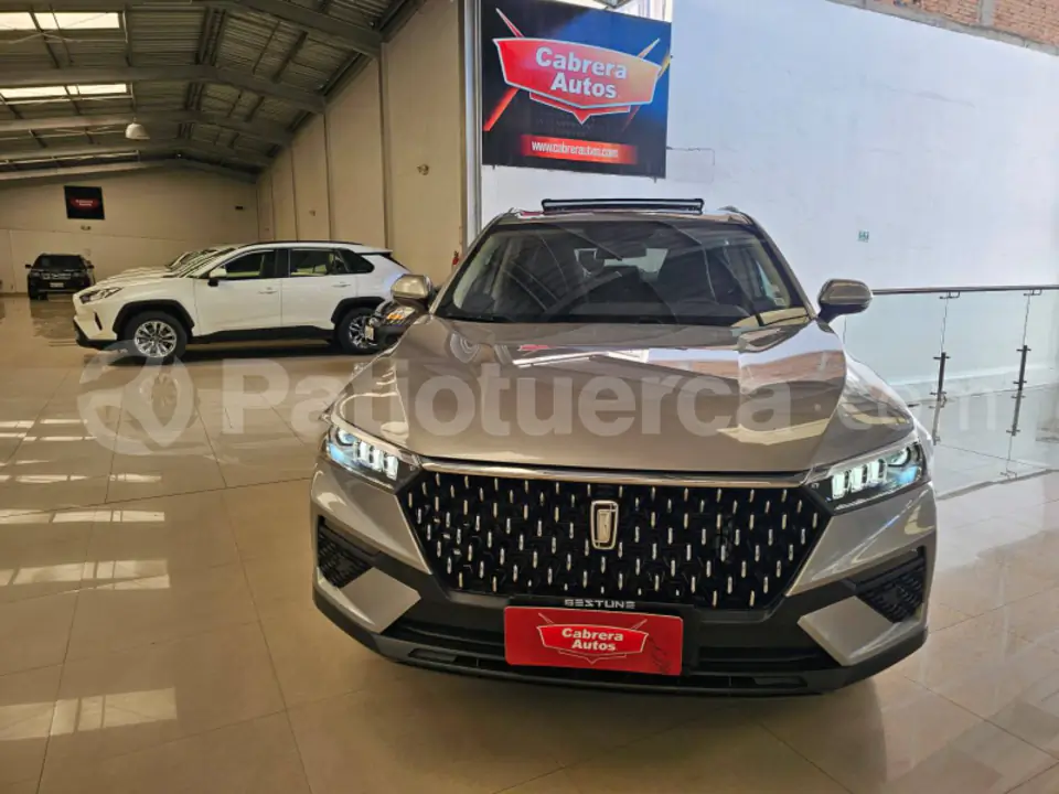 Foto 5 de Bestune T77 Pro Premium