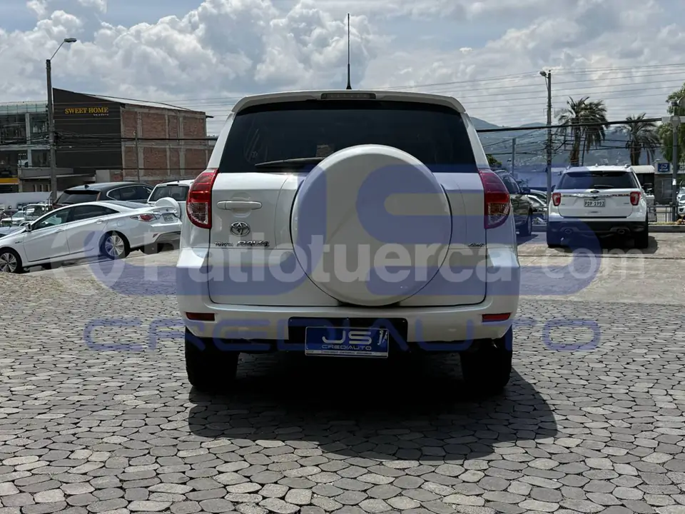 Foto 5 de Toyota RAV4 LIMITED