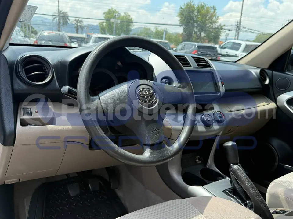 Foto 8 de Toyota RAV4 LIMITED