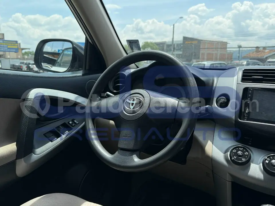 Foto 11 de Toyota RAV4 LIMITED