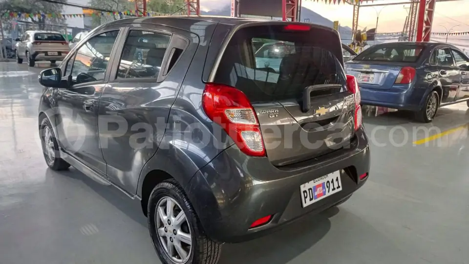 Foto 3 de Chevrolet Spark GT FULL
