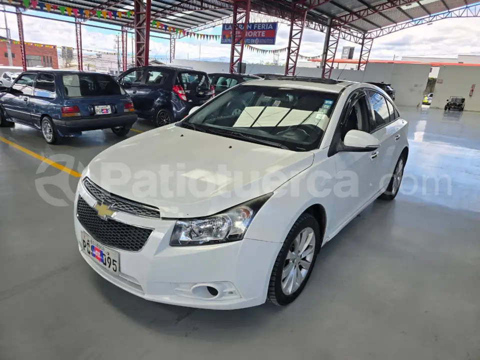 Foto 2 de Chevrolet Cruze