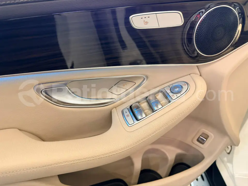 Foto 16 de Mercedes Benz GLC 250