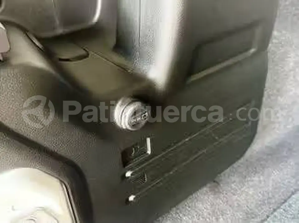 Foto 21 de Jeep Wrangler Sport