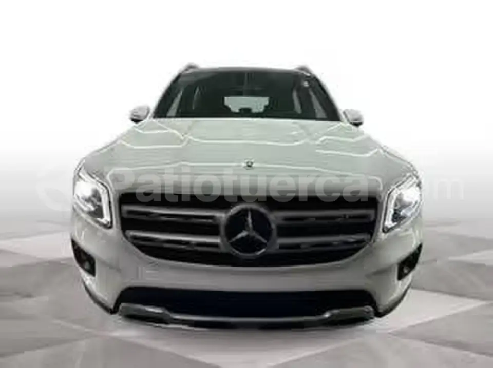Foto 1 de Mercedes Benz GLB250