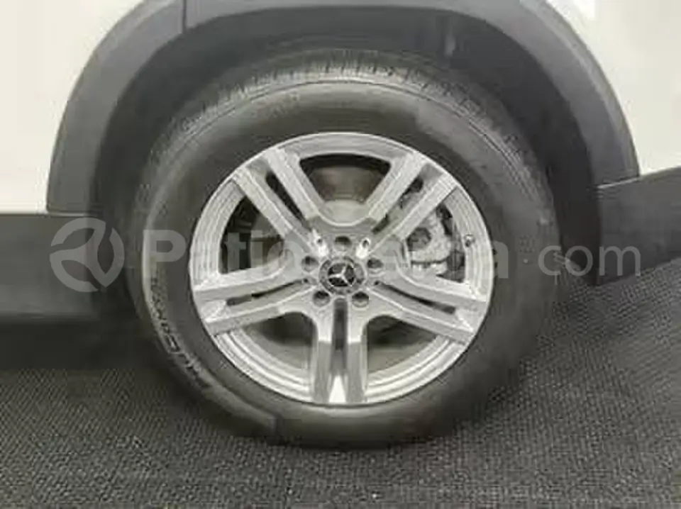 Foto 17 de Mercedes Benz GLB250