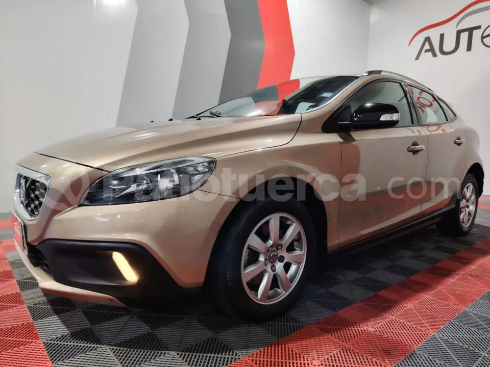 Foto 2 de Volvo V40