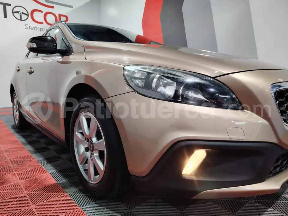 Foto 4 de Volvo V40