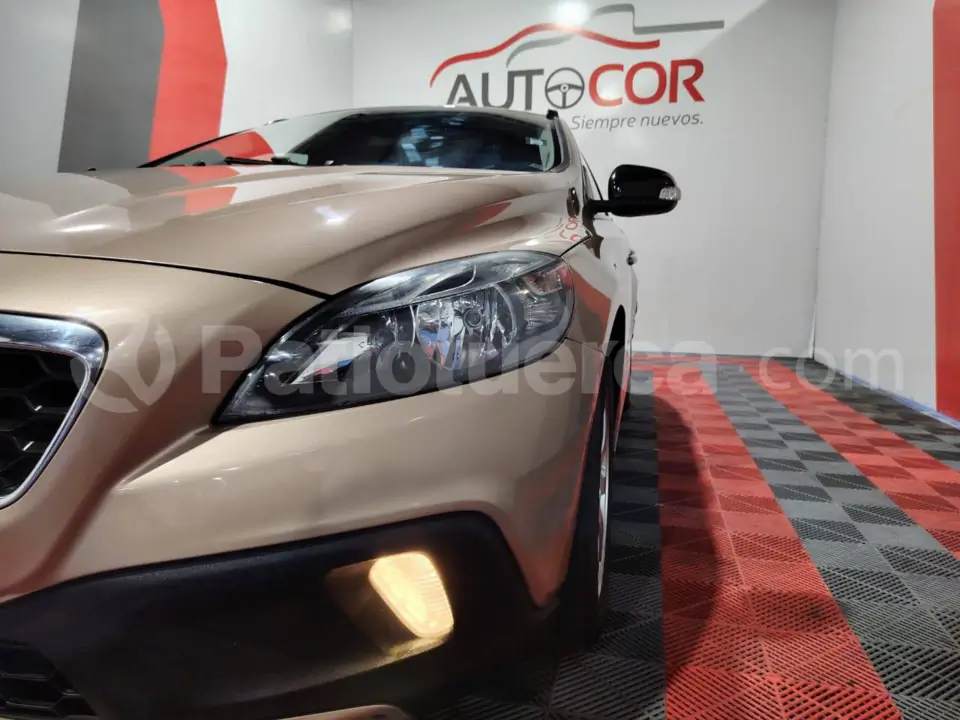 Foto 7 de Volvo V40