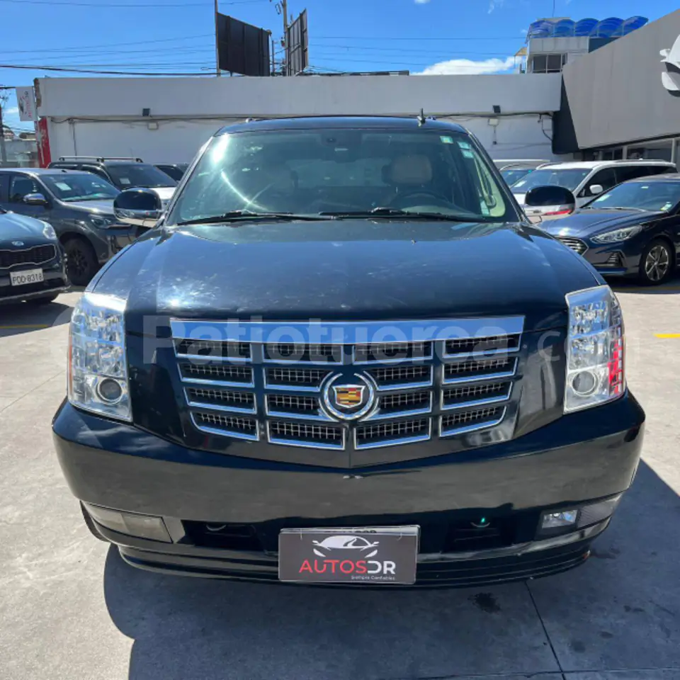 Foto 2 de Cadillac Escalade Hibrido