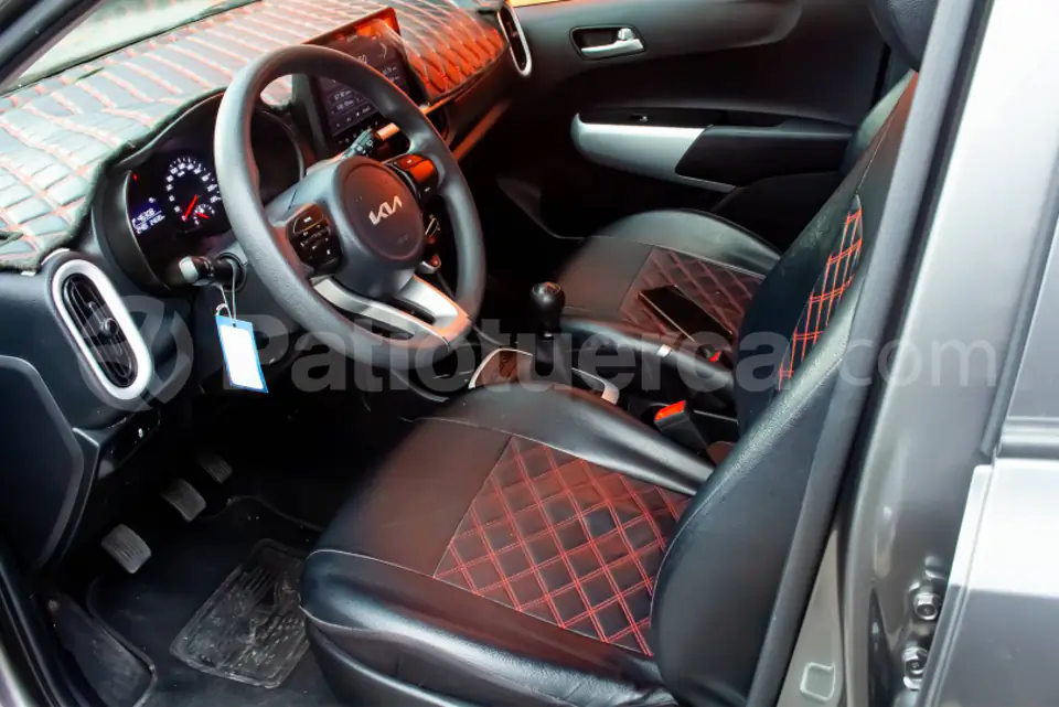 Foto 7 de Kia PICANTO EX 1.2