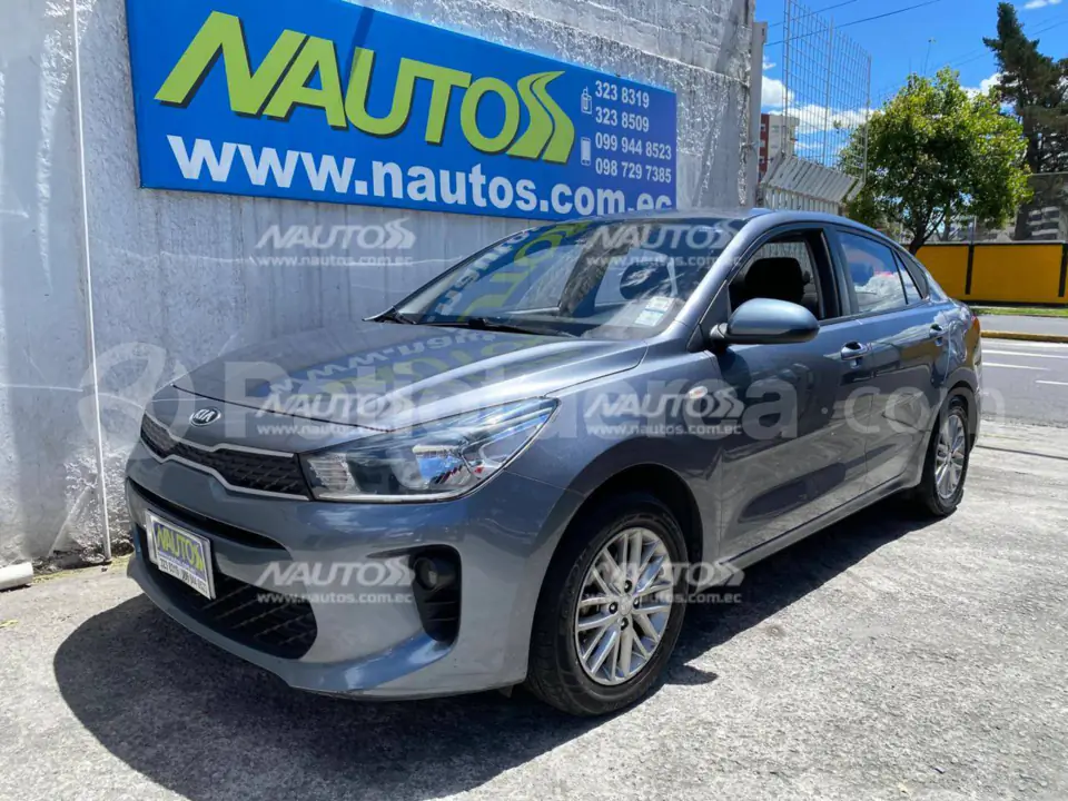 Foto 4 de Kia Rio LX AC