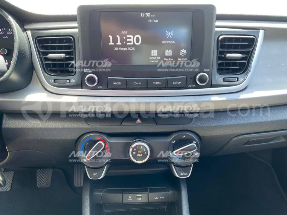 Foto 7 de Kia Rio LX AC