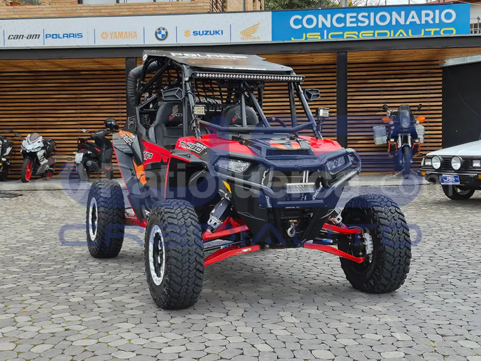 Foto 8 de Polaris RZR 1000 Turbo