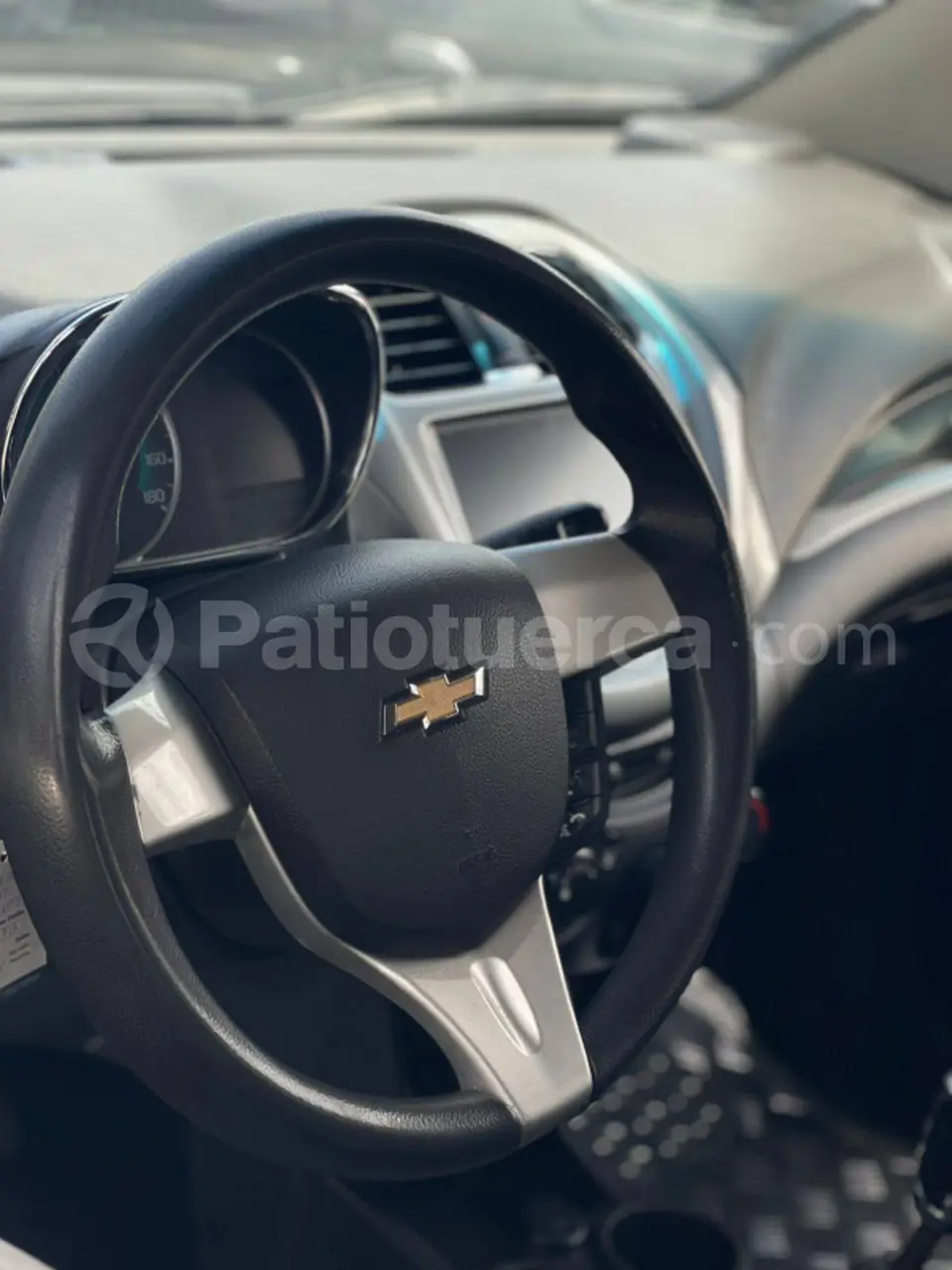 Foto 6 de Chevrolet Spark GT