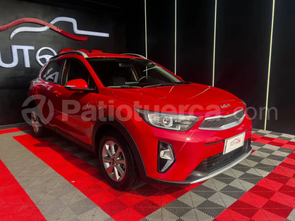 Foto 5 de Kia Stonic LX