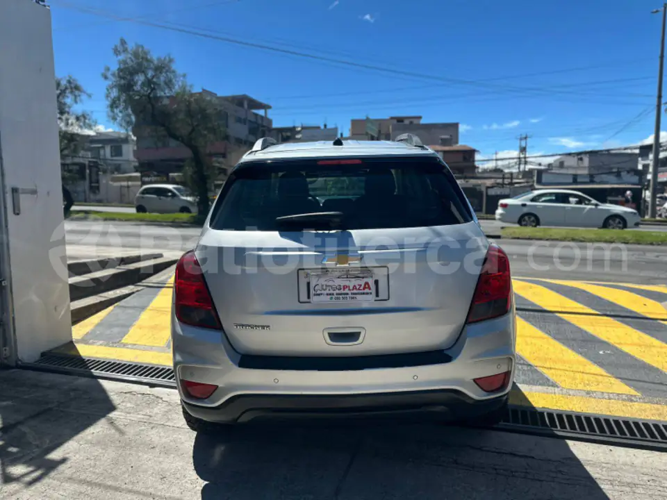 Foto 2 de Chevrolet Tracker LS