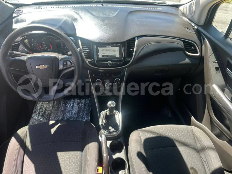 Foto 5 de Chevrolet Tracker LS