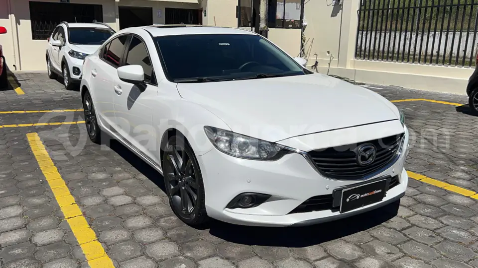 Foto 1 de Mazda 6