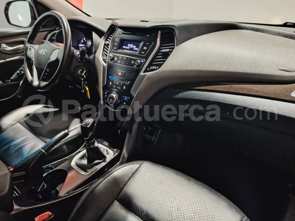 Foto 19 de Hyundai Santa Fe 4x2