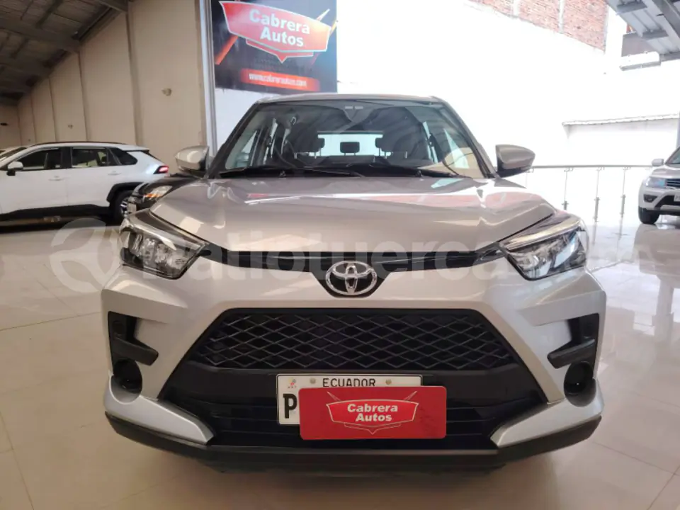 Foto 2 de Toyota RAIZE